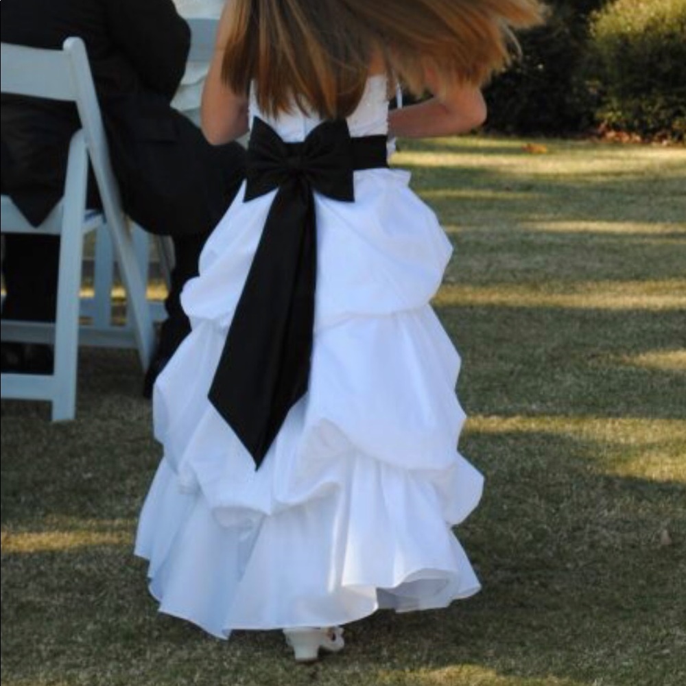 💐Flower Girl Dress with Sash 💐